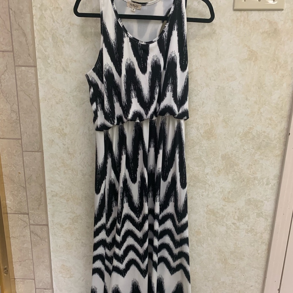 Black and white dress worn 1x